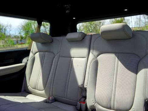 New 2026 Jeep Grand Wagoneer L Summit AWD/4WD image 27