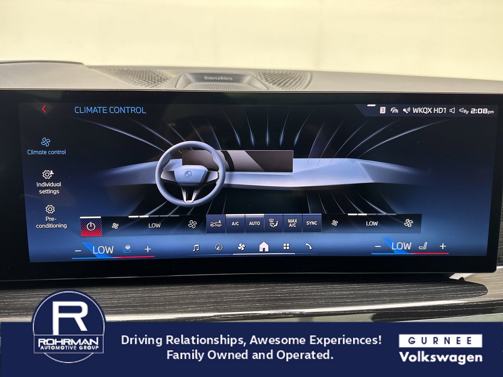 Used 2025 BMW X7 M60i w/ Executive Package AWD/4WD image 10