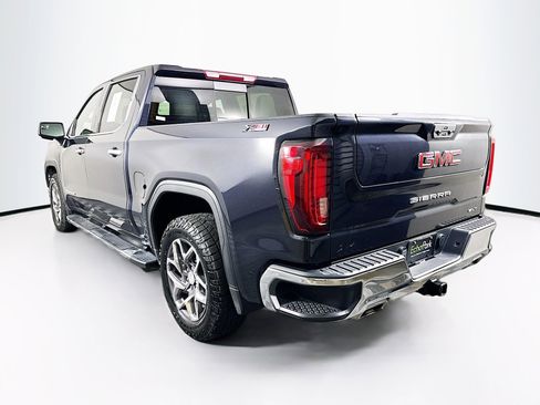 Used 2022 GMC Sierra 1500 SLT AWD/4WD image 5