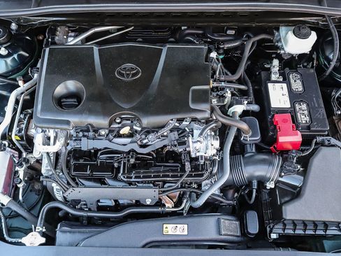 Used 2021 Toyota Camry LE w/ Convenience Package FWD image 25