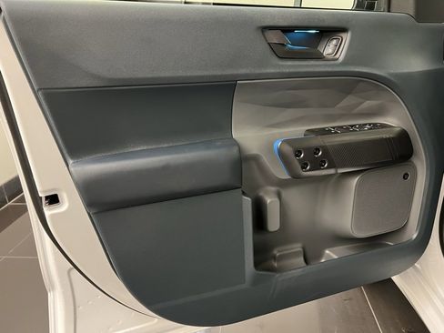 New 2025 Ford Maverick Lobo image 28