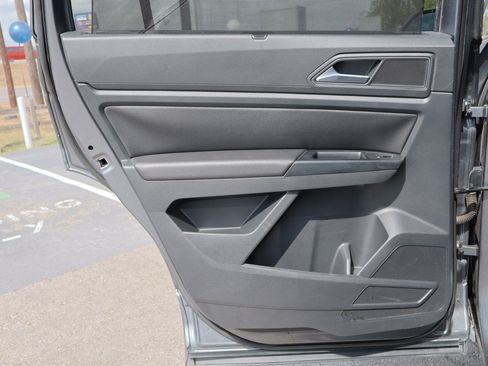 Used 2019 Volkswagen Atlas SEL R-Line image 29