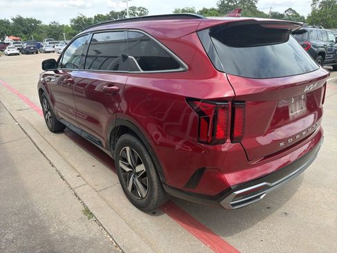 Used 2022 Kia Sorento S w/ Panoramic Sunroof Package FWD image 8