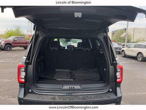 Used 2022 Ford Expedition Max Limited image 15