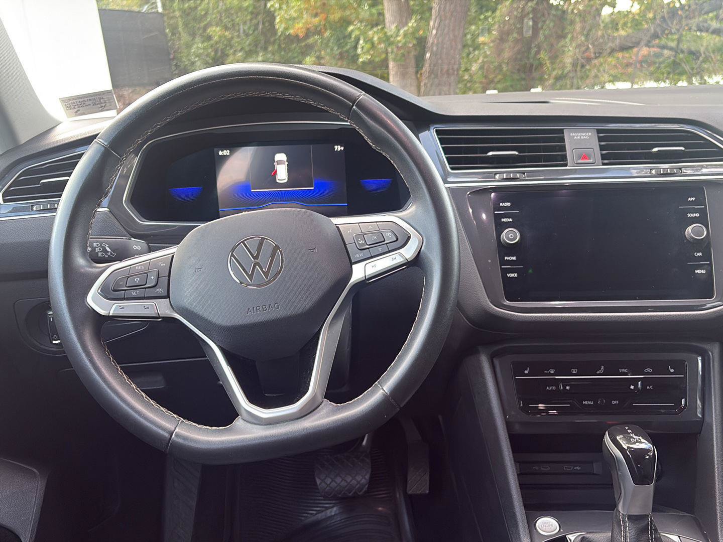 Used 2023 Volkswagen Tiguan SE FWD image 21