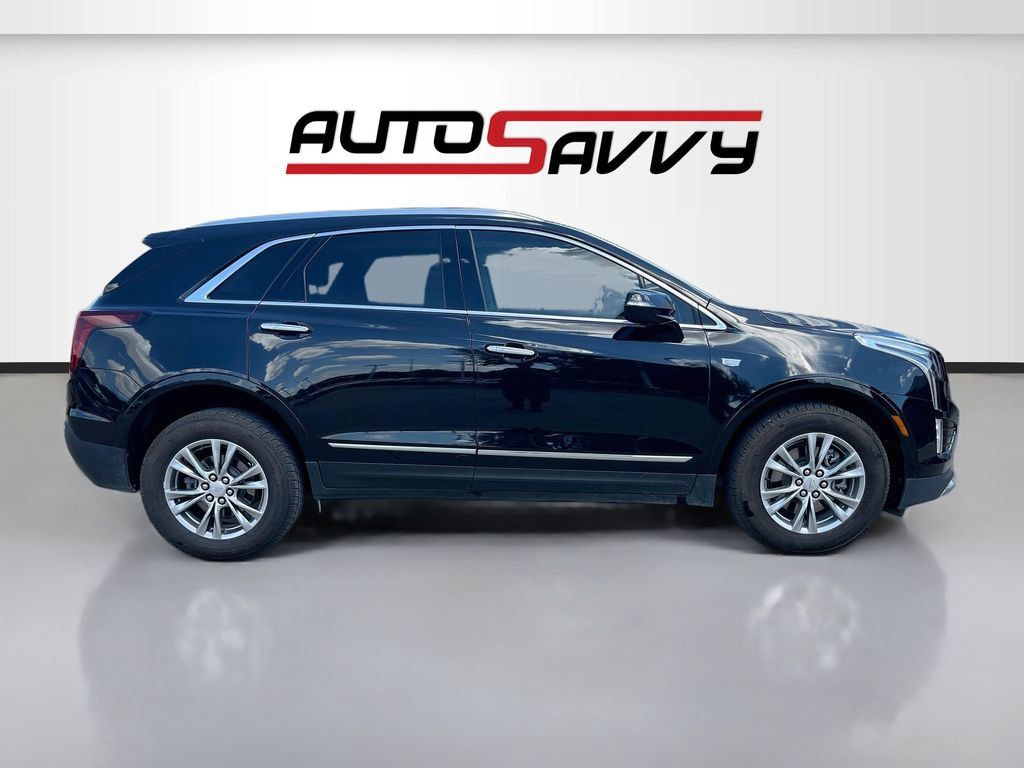 Used 2022 Cadillac XT5 Premium Luxury w/ LPO, Floor Liner Package FWD image 8