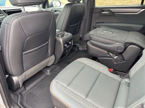 Used 2025 GMC Acadia AT4 w/ Super Cruise Package image 49
