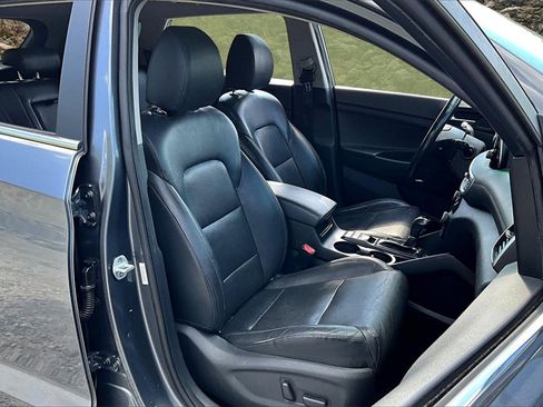 Used 2019 Hyundai Tucson Limited image 7