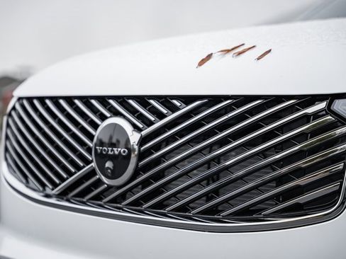 New 2026 Volvo XC90 B6 Ultra image 11