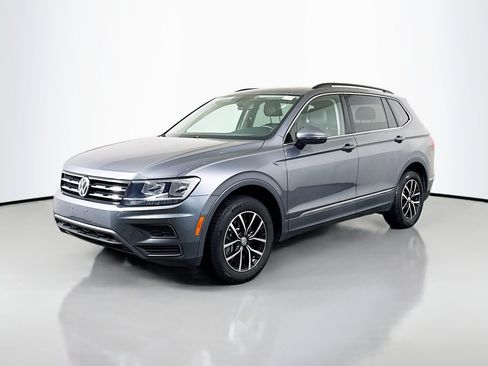 Used 2021 Volkswagen Tiguan SE FWD image 4