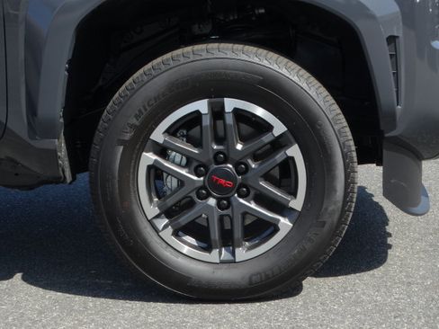 Used 2026 Toyota Tacoma TRD Sport w/ TRD Sport Upgrade Package AWD/4WD image 8