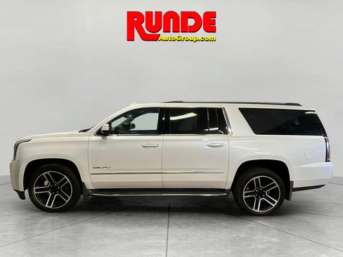 Used 2016 GMC Yukon XL Denali image 2