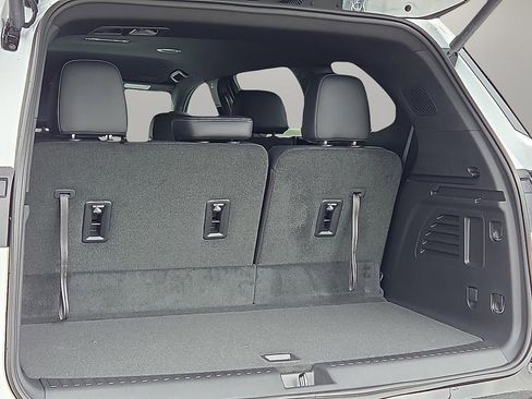 New 2026 Buick Enclave Sport Touring AWD/4WD image 9