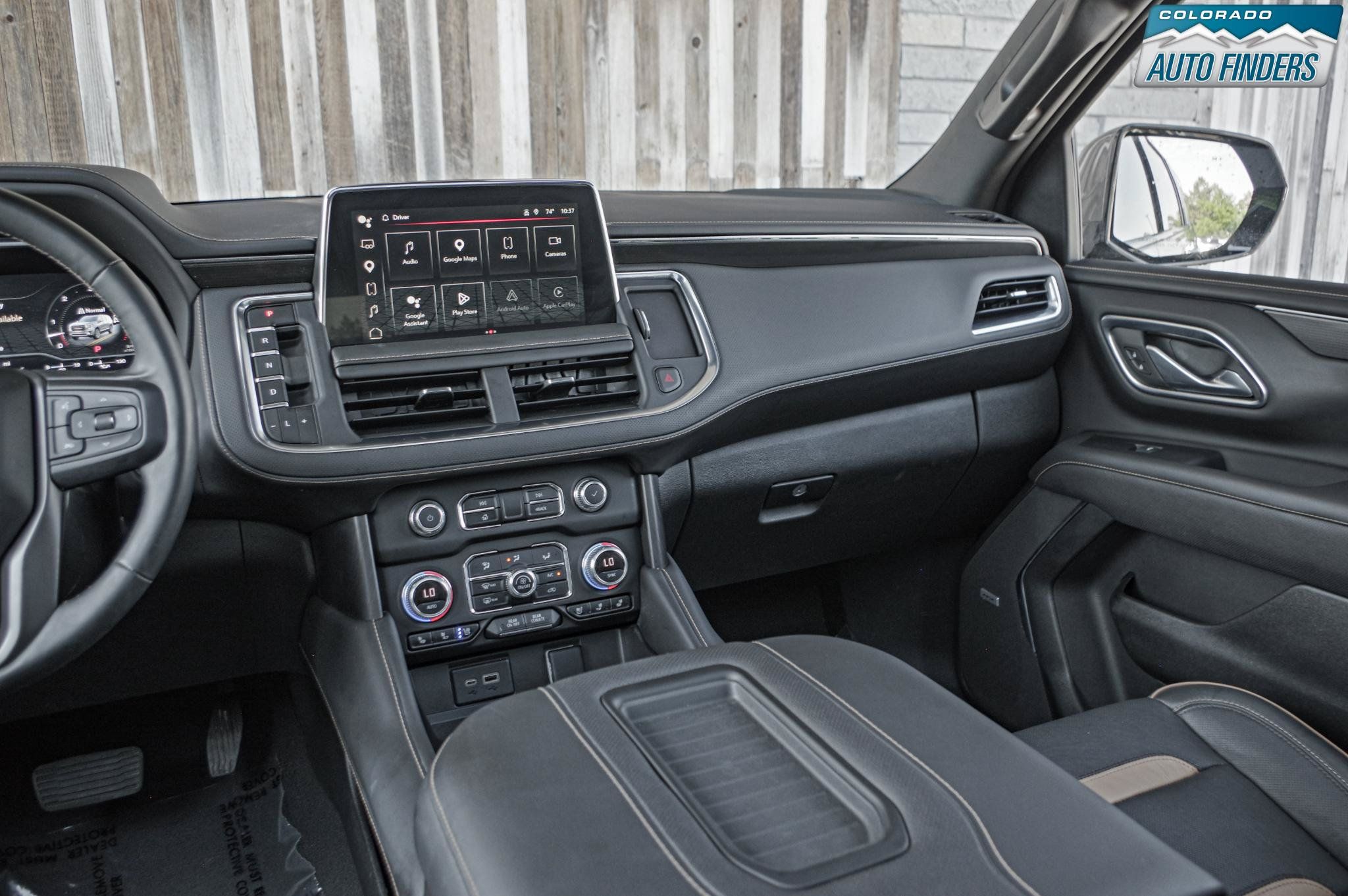Used 2023 GMC Yukon XL AT4 w/ AT4 Premium Plus Package AWD/4WD image 18