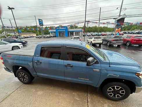 Used 2019 Toyota Tundra SR5 w/ TRD Off Road Package AWD/4WD image 6