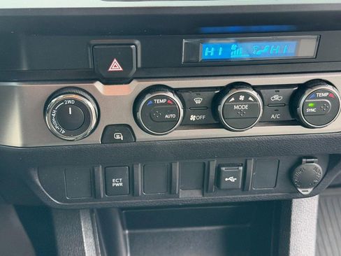 Used 2023 Toyota Tacoma SR image 26