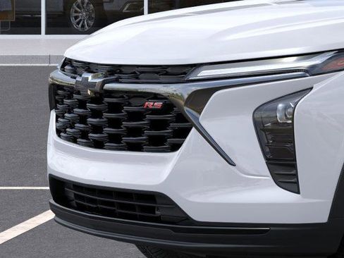 New 2025 Chevrolet Trax RS image 13
