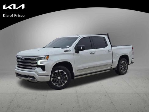 Used 2023 Chevrolet Silverado 1500 High Country w/ Technology Package AWD/4WD image 1