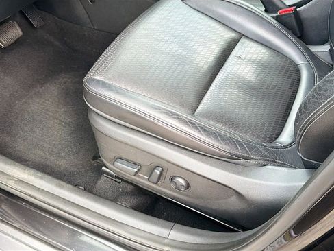 Used 2019 Hyundai Kona Limited image 16