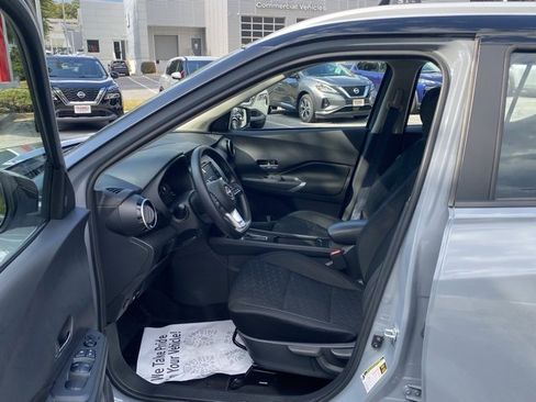 Certified 2024 Nissan Kicks SV w/ Interior Electronics Package image 15