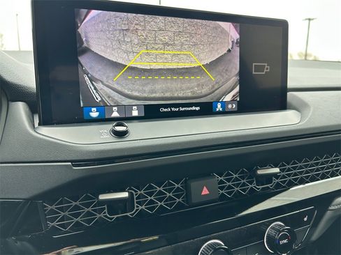 Certified 2025 Honda Accord Sport image 29