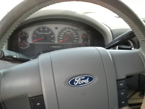Used 2008 Ford F150 XLT image 7