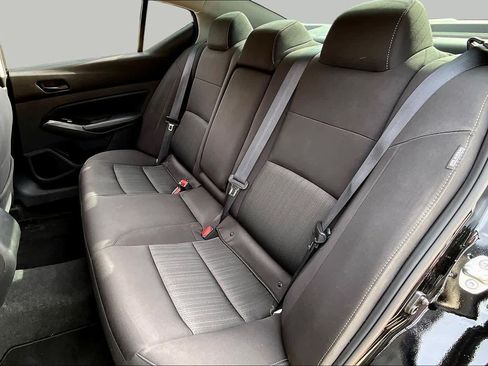 Used 2023 Nissan Altima 2.5 SV AWD/4WD image 17
