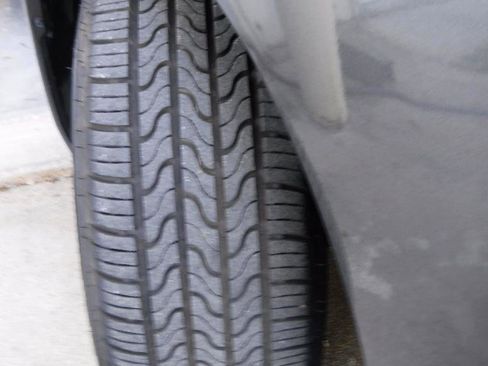 Used 2016 Honda Fit EX image 18