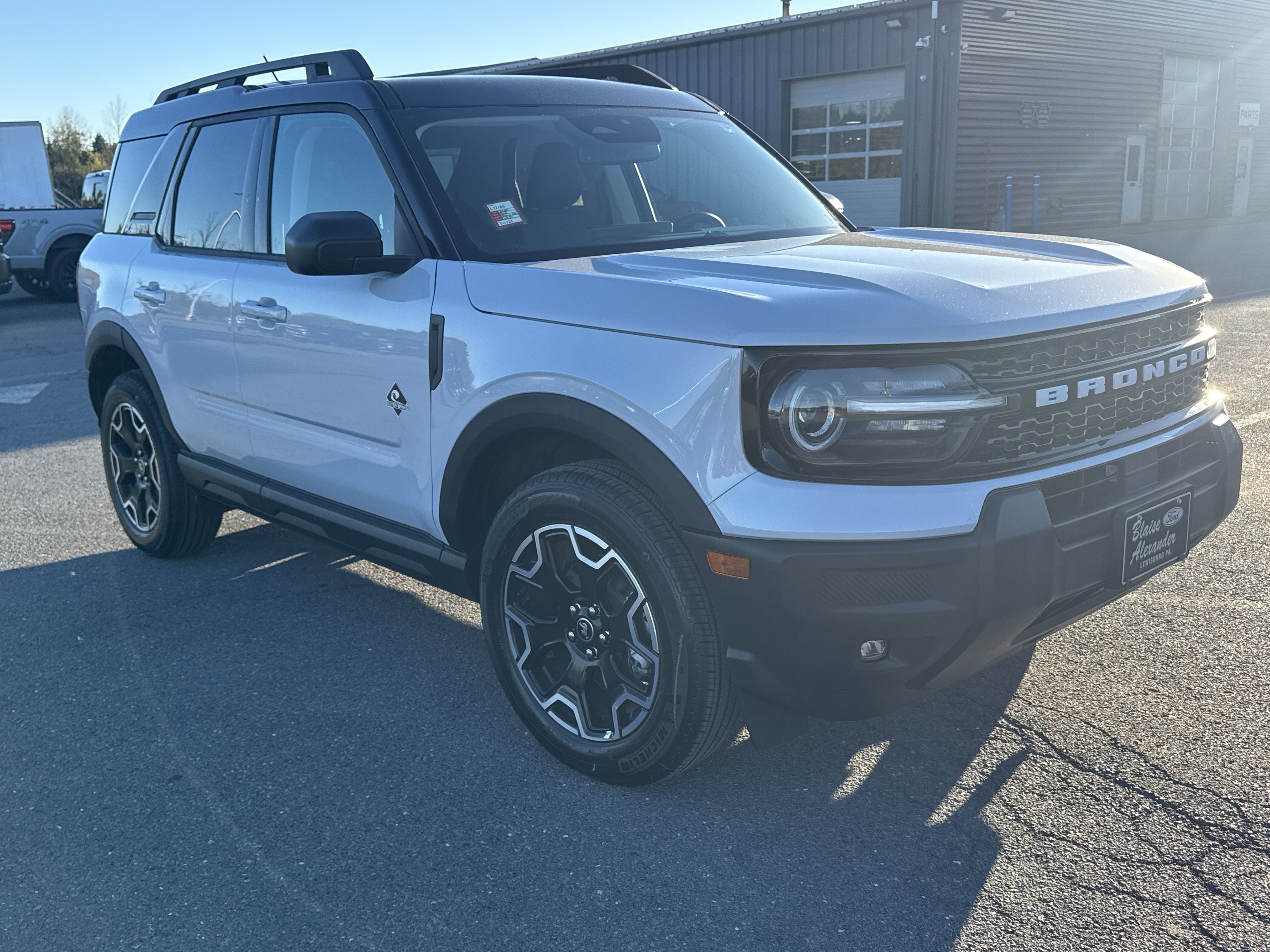 New 2026 Ford Bronco Sport Outer Banks w/ Interior Protection Package AWD/4WD image 1