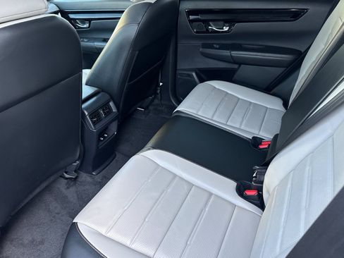 Certified 2025 Honda CR-V Sport Touring image 25