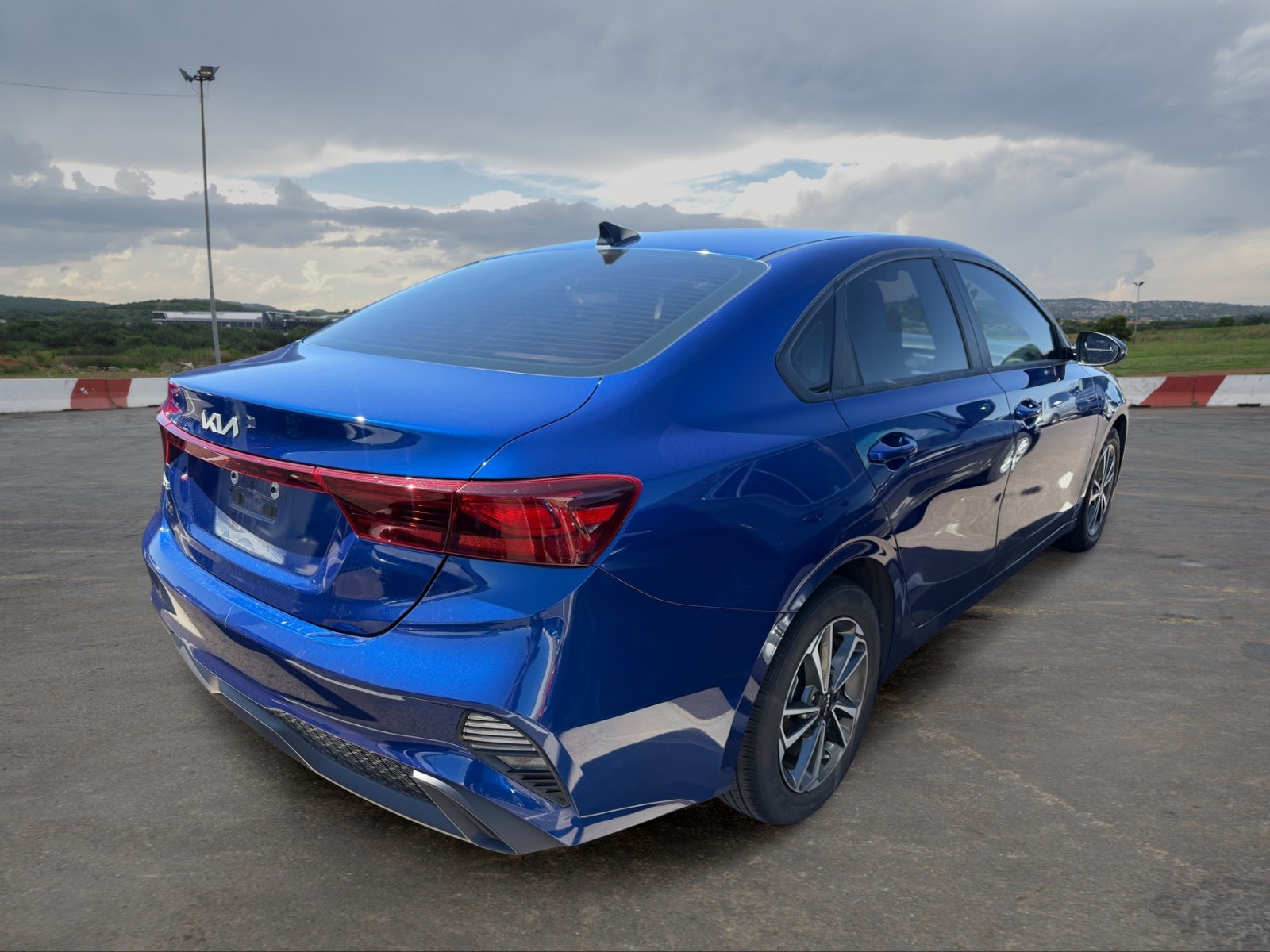 Certified 2024 Kia Forte LXS w/ LXS Technology Package FWD image 3
