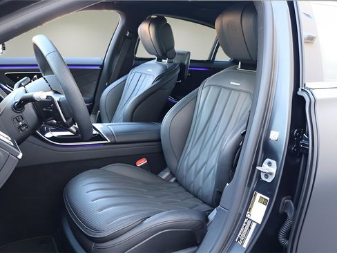 Used 2025 Mercedes-Benz S 63 AMG S image 14