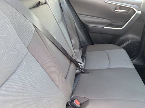 Used 2025 Toyota RAV4 XLE FWD image 14