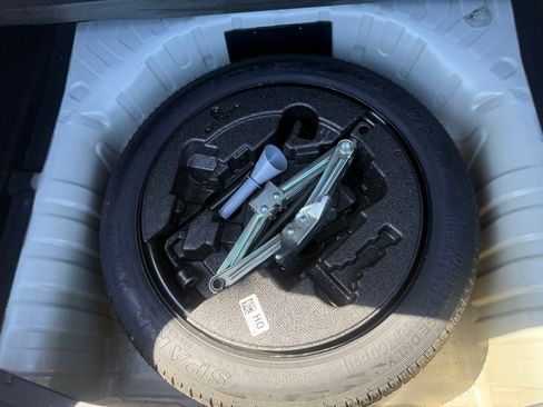 Used 2022 Honda Civic EX-L image 37