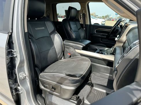 Used 2021 RAM 2500 Laramie image 25