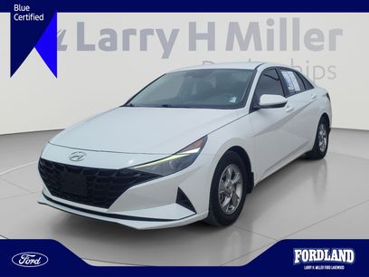 Used 2022 Hyundai Elantra SE