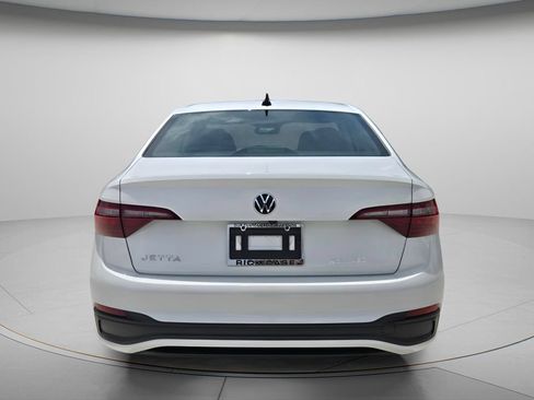 Used 2023 Volkswagen Jetta S FWD image 5