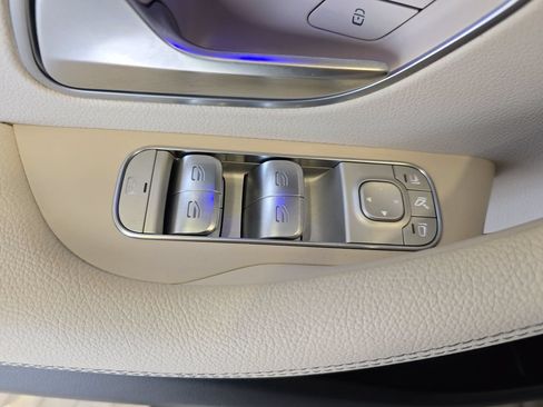 Certified 2024 Mercedes-Benz GLE 350 4MATIC image 32