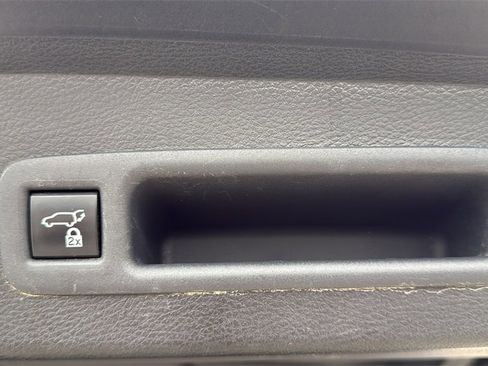 Used 2021 Toyota Sienna XLE image 37