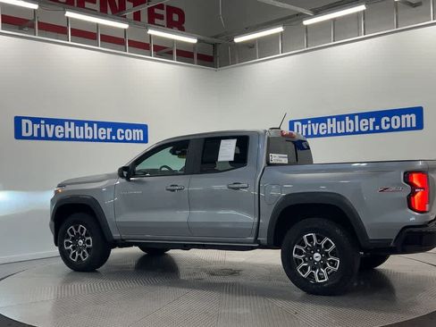 Used 2023 Chevrolet Colorado Z71 w/ Z71 Convenience Package 2 AWD/4WD image 8