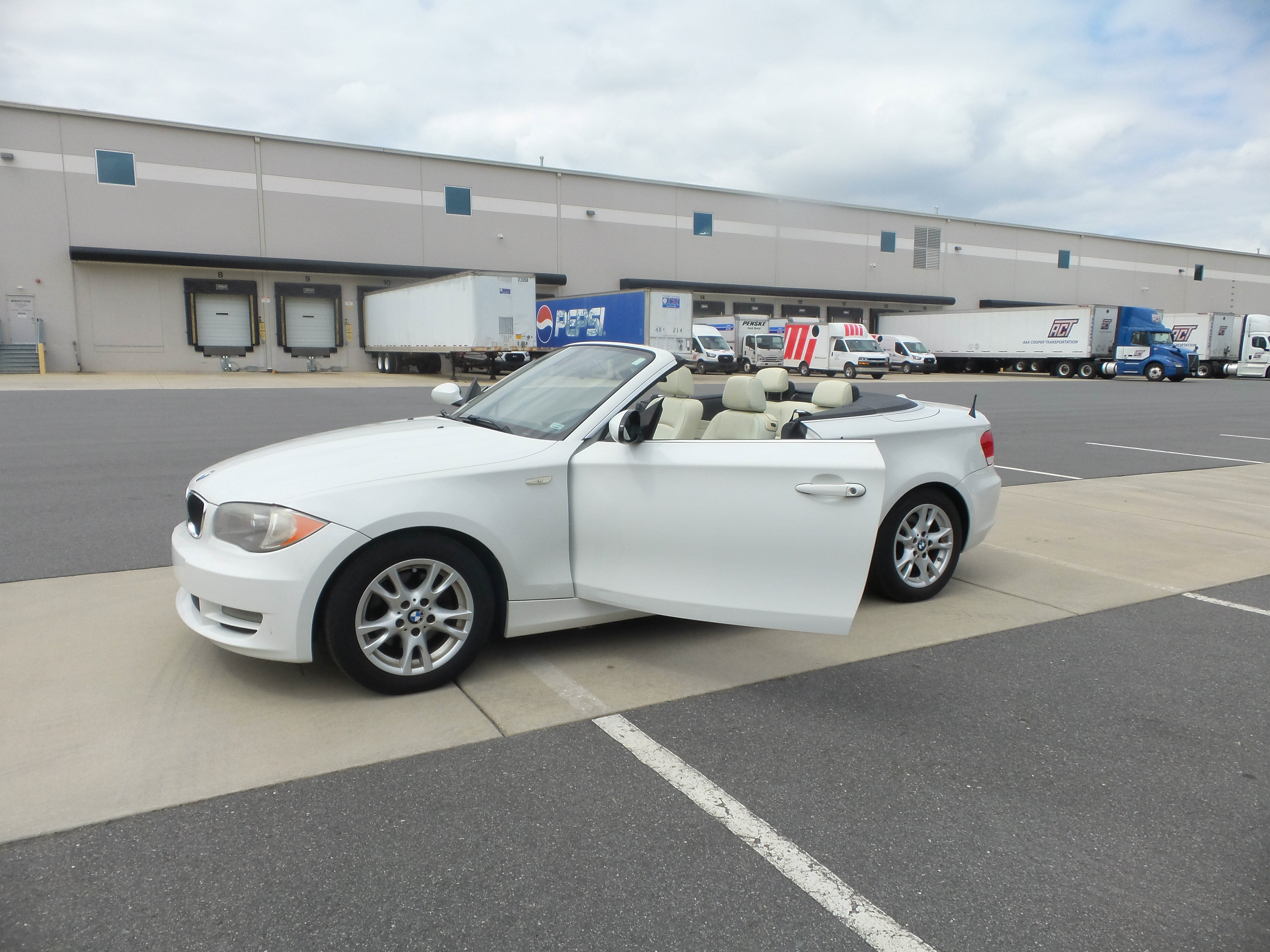 Used 2009 BMW 128i Convertible RWD image 61