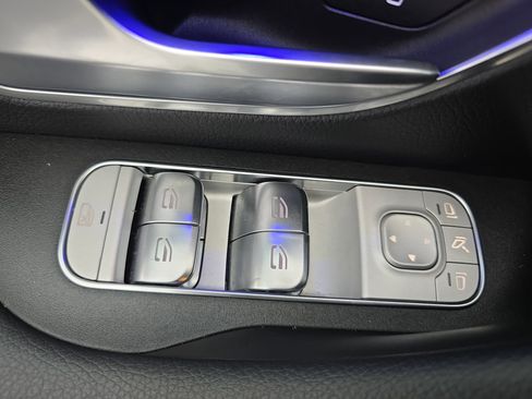 Used 2025 Mercedes-Benz GLE 450 4MATIC image 28