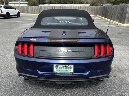 Used 2019 Ford Mustang Premium image 6