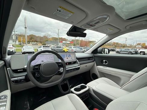 Used 2023 Hyundai Ioniq 5 Limited image 23