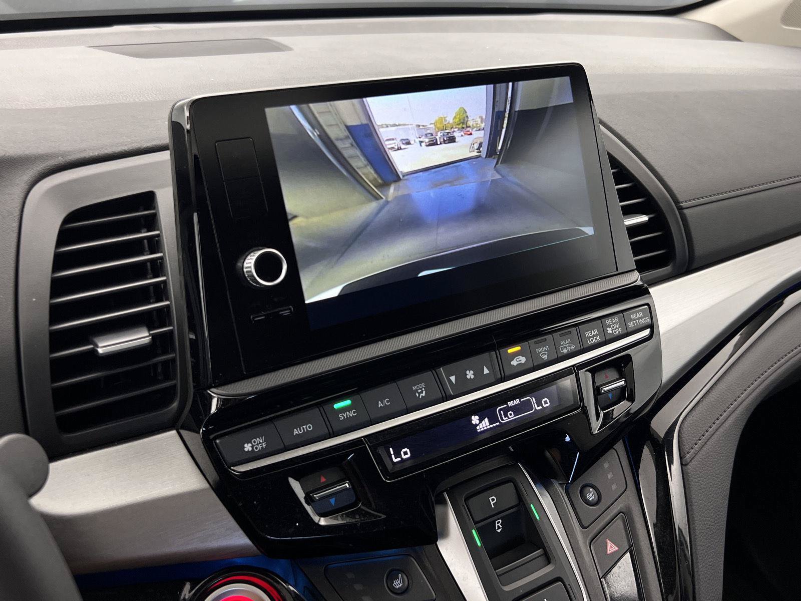 Certified 2026 Honda Odyssey Touring image 16