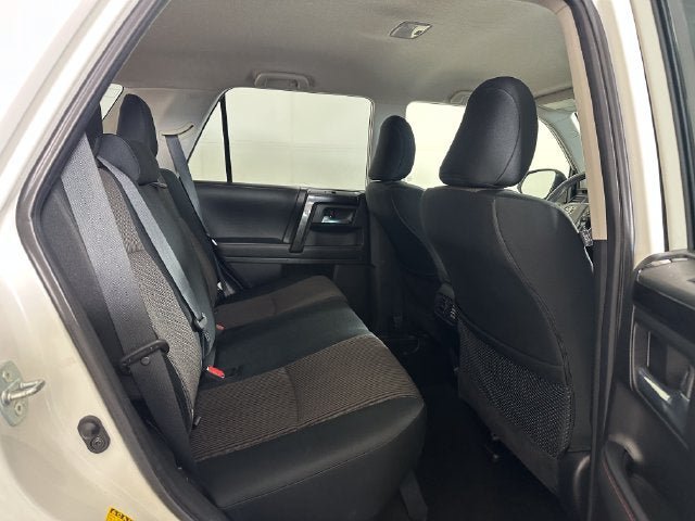Used 2020 Toyota 4Runner TRD Off-Road AWD/4WD image 26