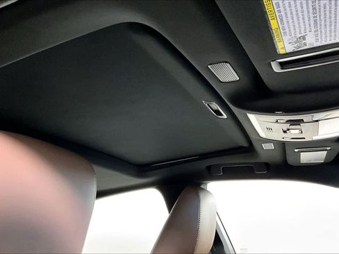 Used 2025 Lexus ES 300h w/ Premium Package image 13