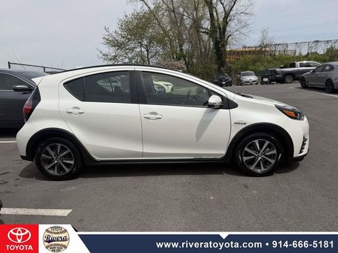 Used 2019 Toyota Prius C w/ Carpet Mat Package FWD image 4