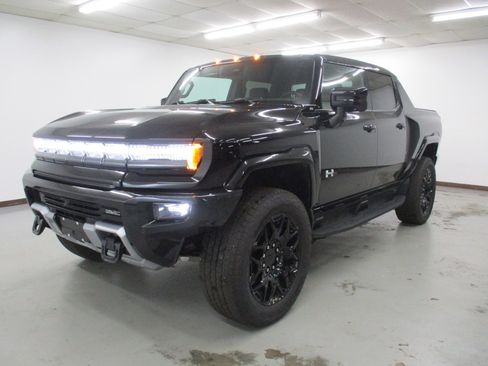 New 2026 GMC Hummer EV 2X w/ LPO, Dark Essentials Package image 1