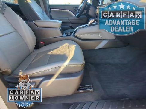 Used 2024 Chevrolet Colorado ZR2 w/ ZR2 Convenience Package III image 22